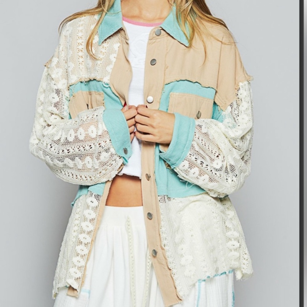 656 NWT POL Beige & Teal Patchwork Utility Jacket Lace Crochet Shacket Large